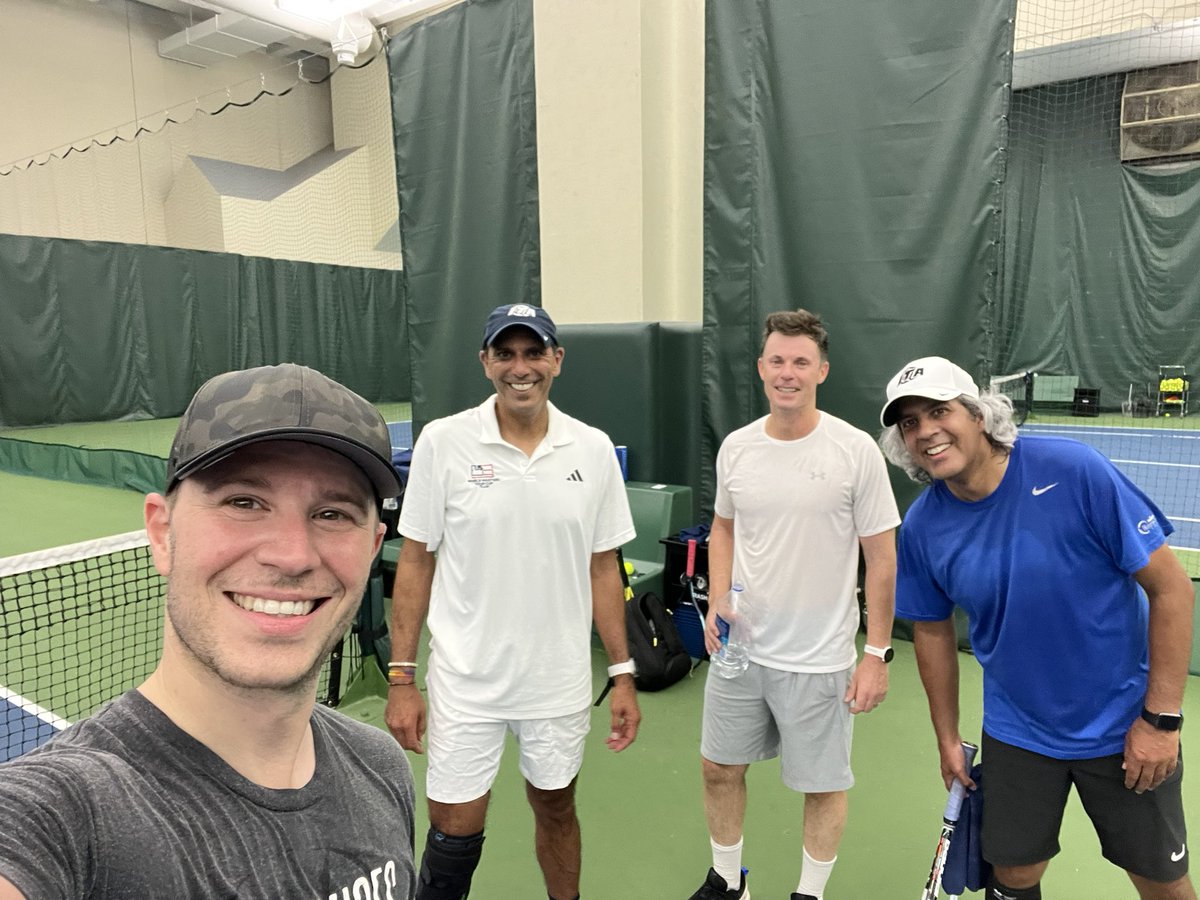 The <a href="/ITA_Tennis/">ITA</a> squad feat <a href="/DaveMullins_ITA/">Dave Mullins</a> <a href="/groverneel/">neelgrover</a> &amp; Shaheen! 🎾🙌🏼