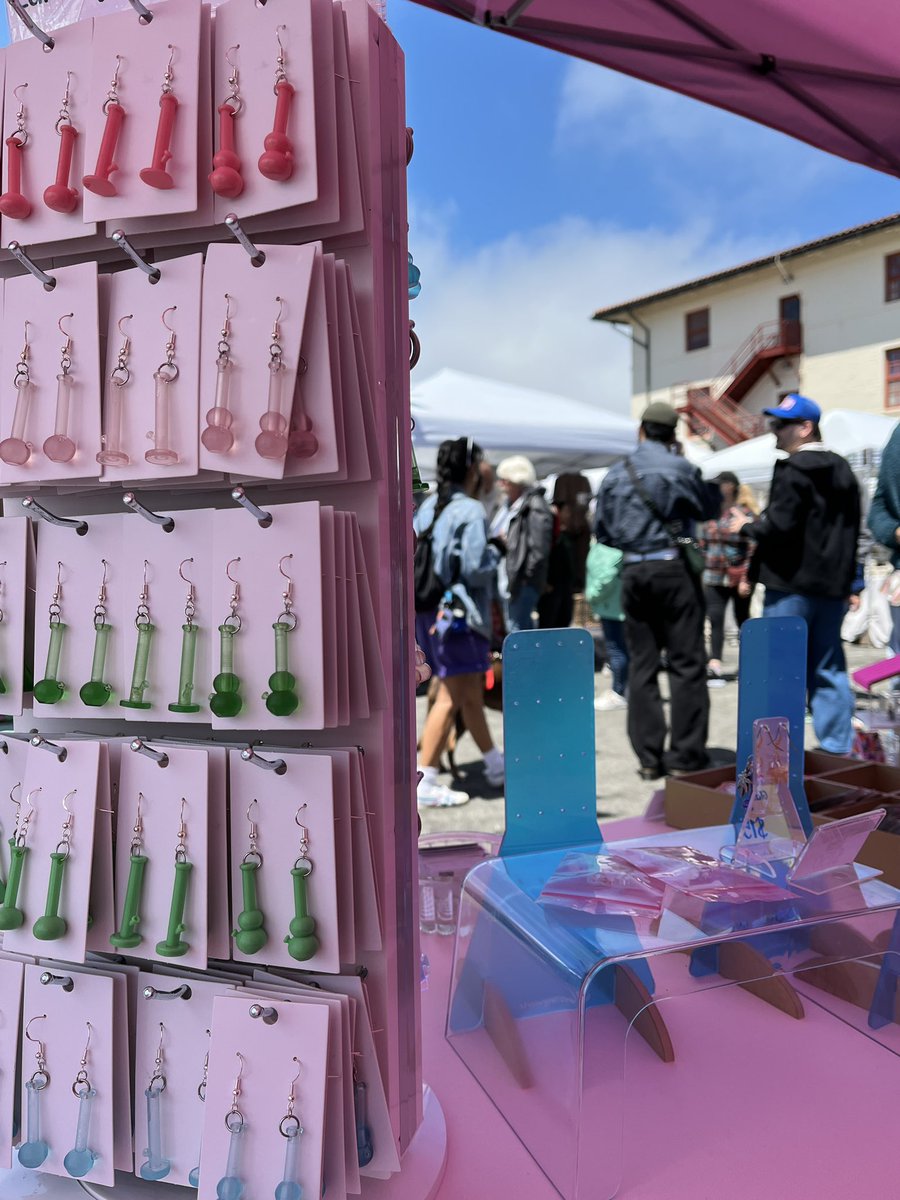 Coral Kamstra-Brown tweet media