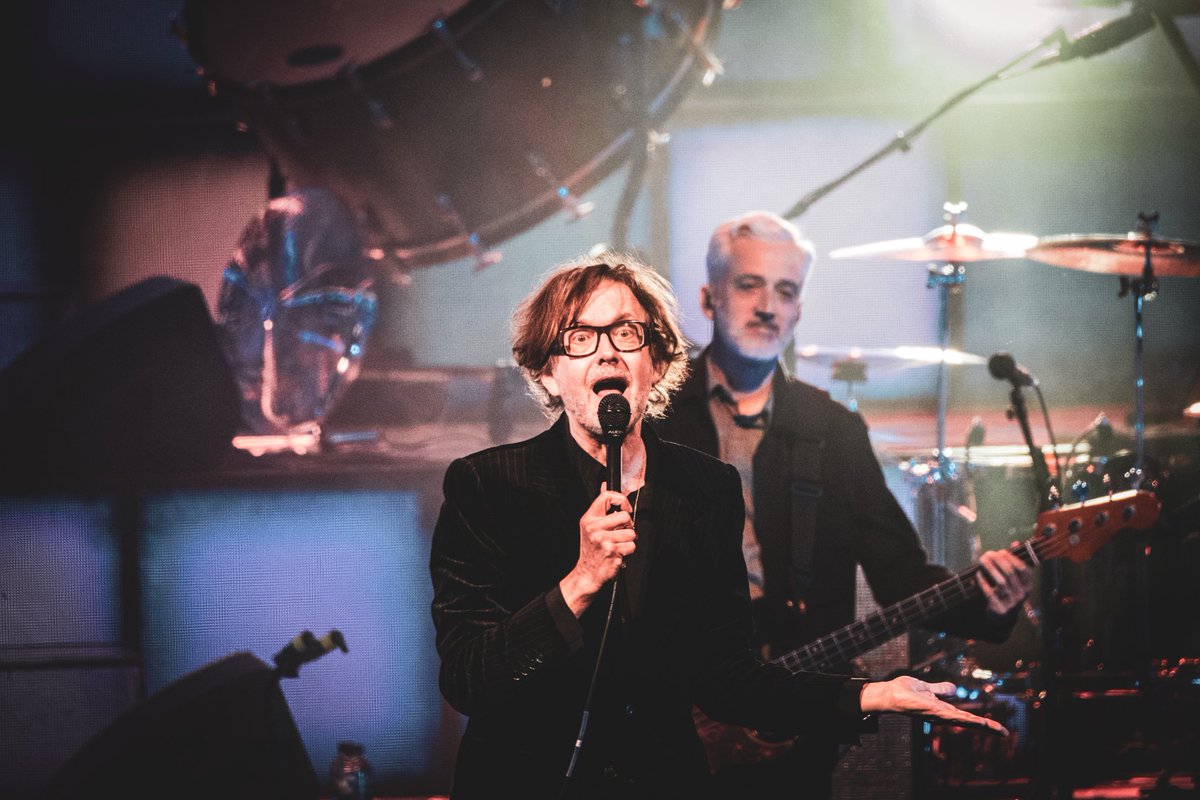 AdamHMatthews's tweet photo. Now, that's what I call an encore! 🌙
Pulp finishing their reunion tour off in style at Hammersmith Apollo tonight. 💋💋💋
Pulp // Hammersmith Apollo // 29.07.2023
📷 @BreakGlassMag
-
-
-
#pulp #thisiswhatwedoforanencore #pulpband #jarviscocker #britpop #jarvis @welovepulp https://t.co/PbteDdI3o7