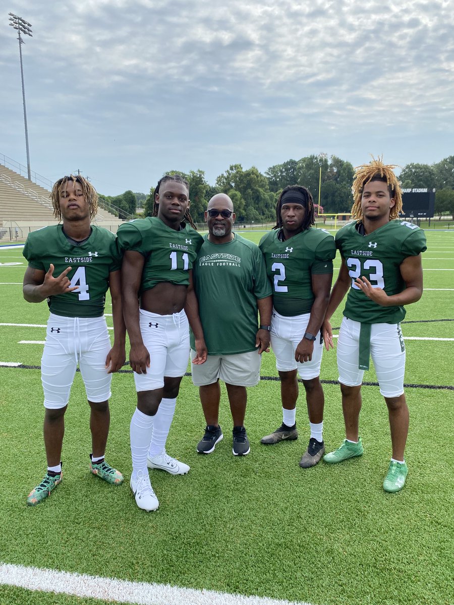 Picture day with the RB group!                           
#WeBleedGreen #OurStandard