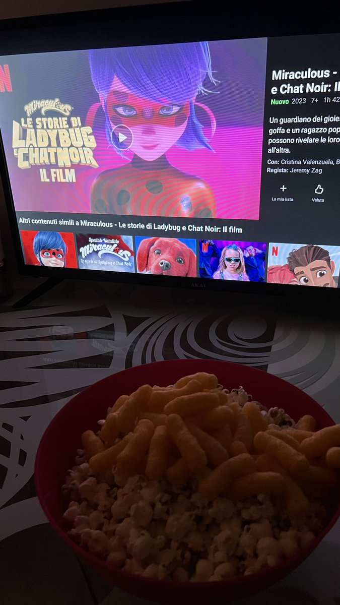 c1tymrt's tweet photo. letto+patatine+miraculous=  accetti? si/si https://t.co/1uR6ScASdp
