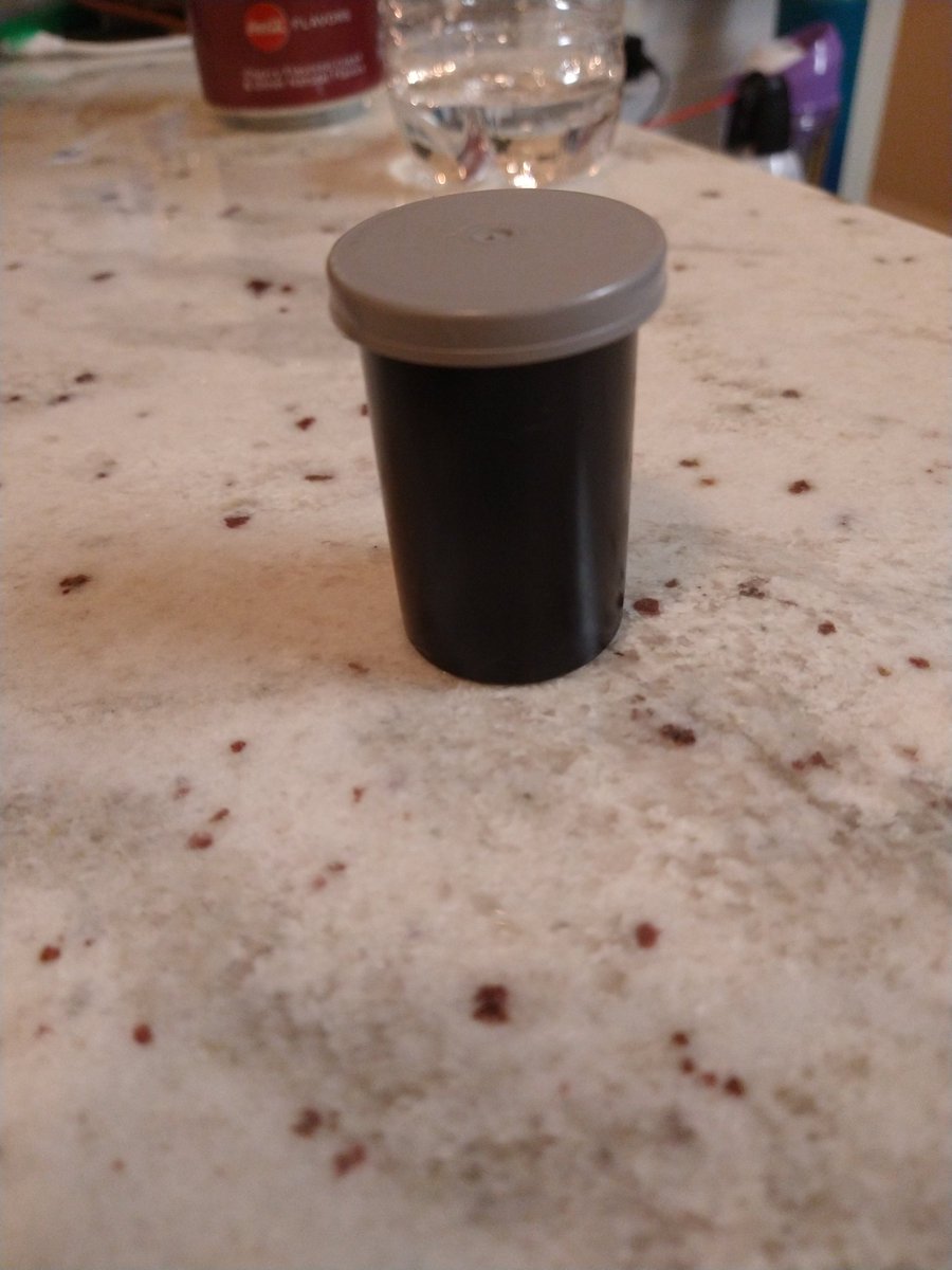 NickLilja's tweet photo. Anyone under 35 know what this is? https://t.co/pewu9riOGQ