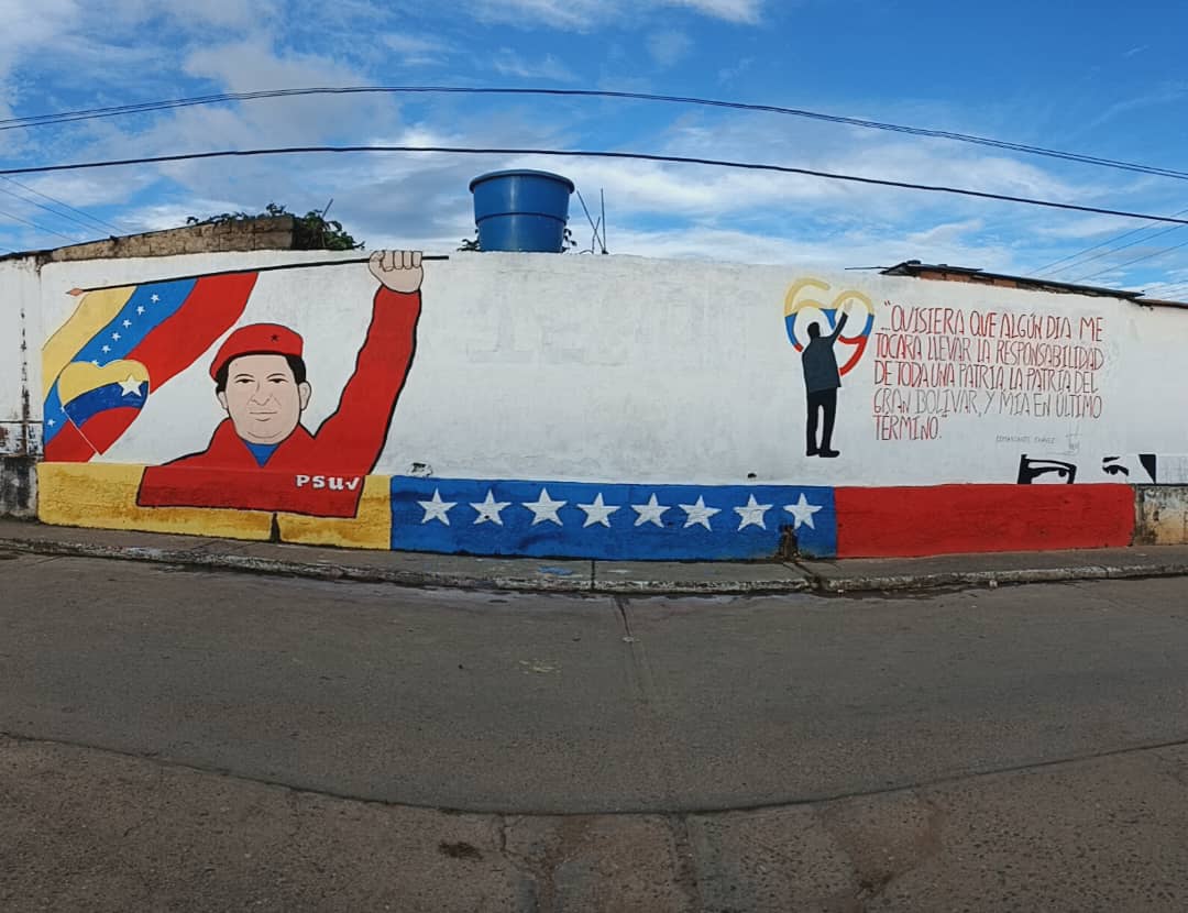 Por donde pasemos vamos a honrar y recordar al Cmdte Chavez siempre. #29Julio  <a href="/NicolasMaduro/">Nicolás Maduro</a> <a href="/dcabellor/">Diosdado Cabello R</a> <a href="/PartidoPSUV/">PSUV</a> #SomosLosDeChavezYNicolas