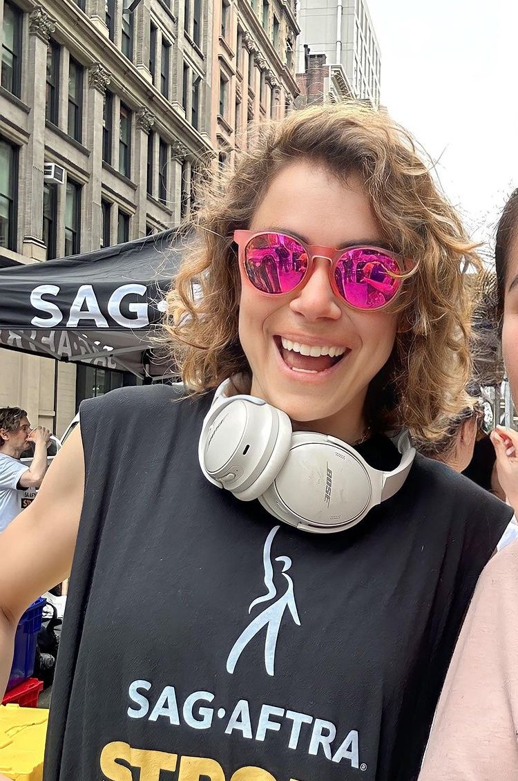 Daily Tatiana Maslany tweet media