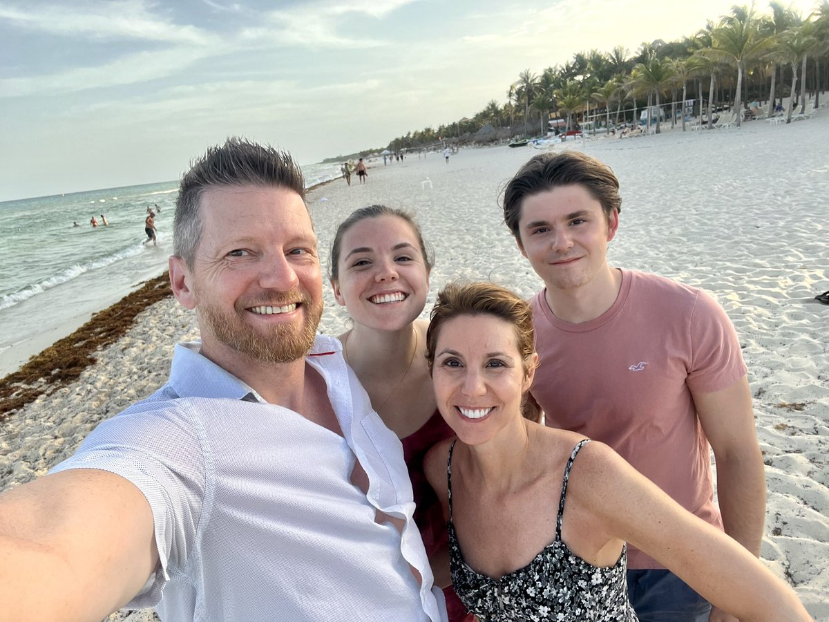 HattonEdD's tweet image. Reflecting on #summervacation as we prep to #emptynest. Important to model #familyfirst &amp;amp; #selfcare so team will do the same. Be well this weekend #TrojanCountry. #LiveWellLeadWell