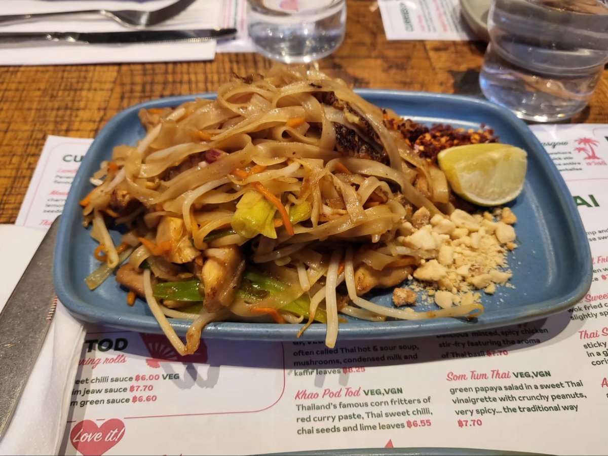 CeliacExplorer's tweet photo. Went for a Thai dinner shortly after arriving here in #Glasgow with my wife, parents, brother, and sister in law. 

After checking the @findmegf app, we would up going with #Panang in the city centre. I enjoyed pad thai and pineapple fried rice. ❤️

#Scotland #celiac #coeliac https://t.co/qSOvFgamVW