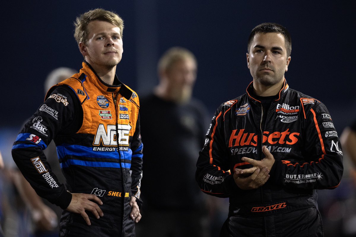 DavidGravel's tweet photo. When it rains on race dayโฆ โ๏ธ๐
#DG2 #Haud #Rainout
@Haudenschild_17
@WorldofOutlaws https://t.co/lKgT5sZqtz