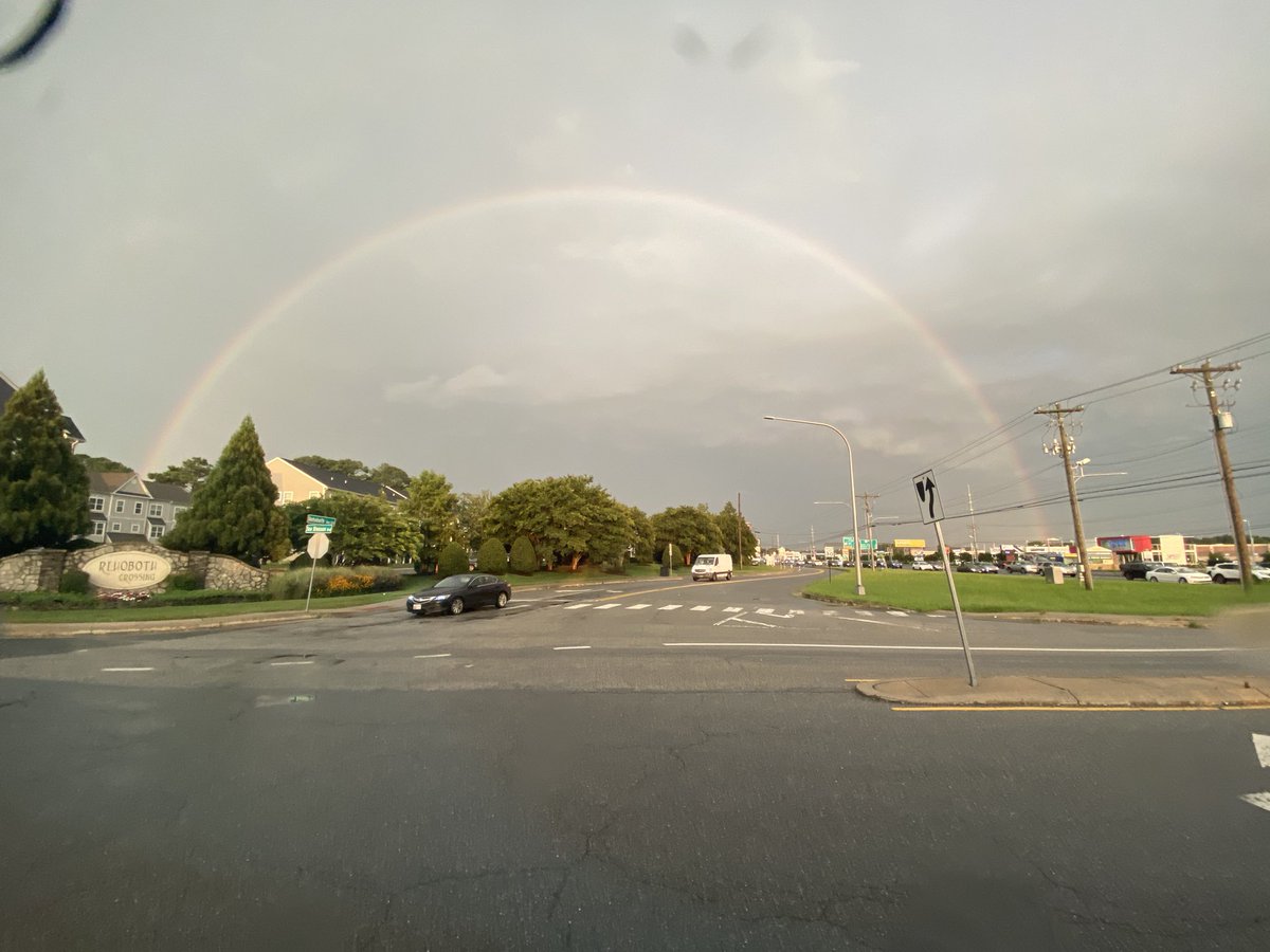 ShawnPFleming's tweet photo. @weatherchannel @JimCantore Rehoboth Beach, Delaware. https://t.co/E7fZRLwqbc