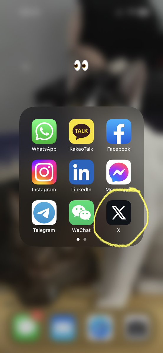 pltang's tweet photo. woke up seeing this n wondering when did i installed a porn app #TwitterBird #stupid #wherethetwitterbird #藍色的鳥 https://t.co/XnnJKVAw2U