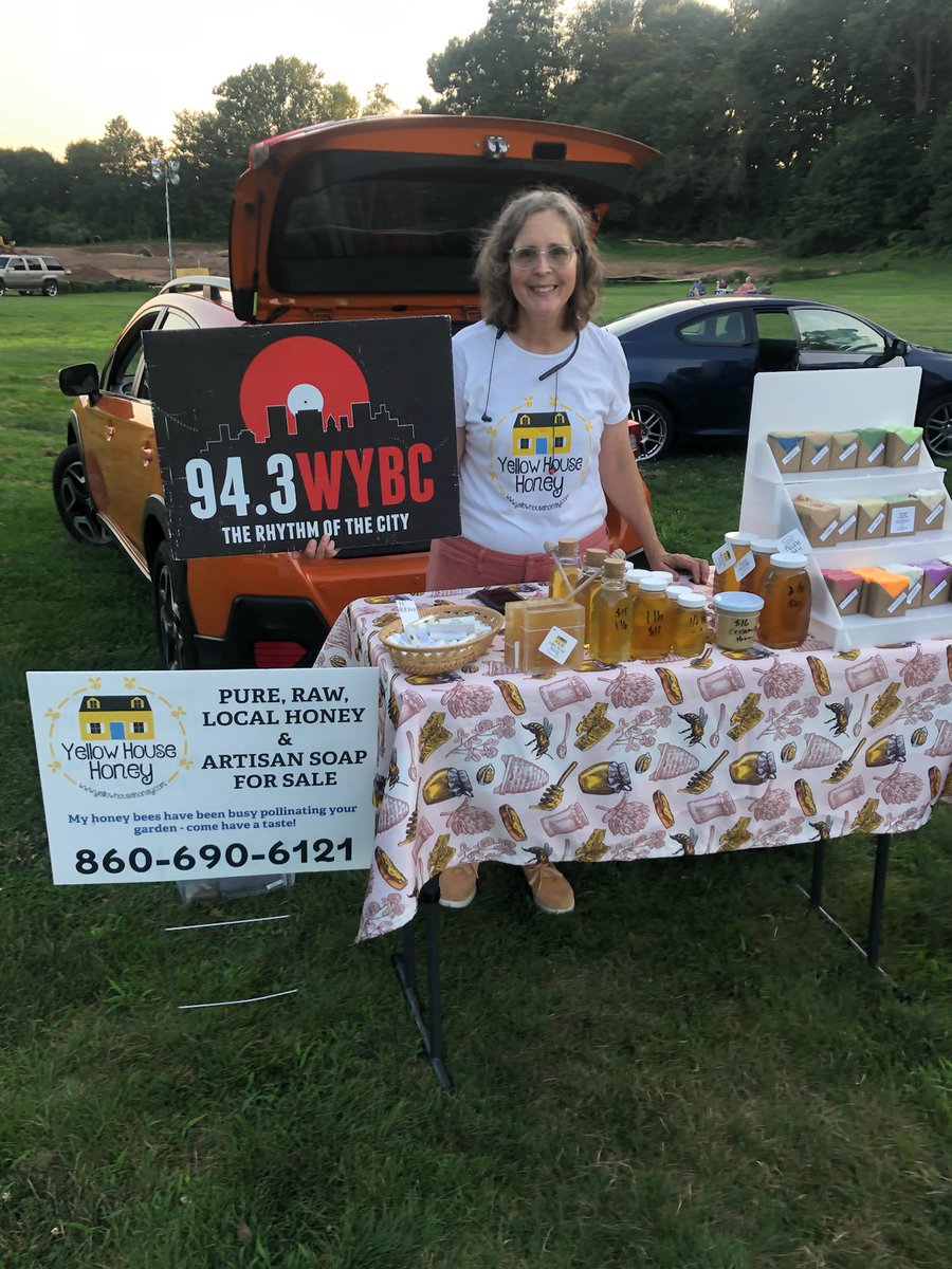 94.3 WYBC tweet media