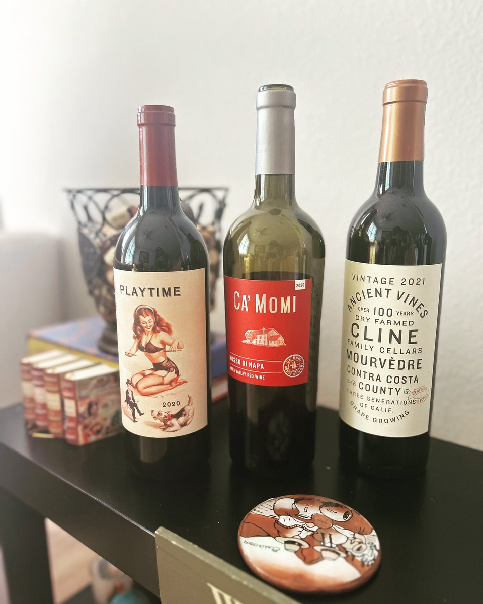 SondraMacol's tweet photo. Noche de vinos. Algunos de los Blends que me recomendaron en mi Tienda de licores. La mejor compañía para una buena noche. ¿Y tú, cuál prefieres? #winestyle #vino #blends https://t.co/hYm59EWqiI