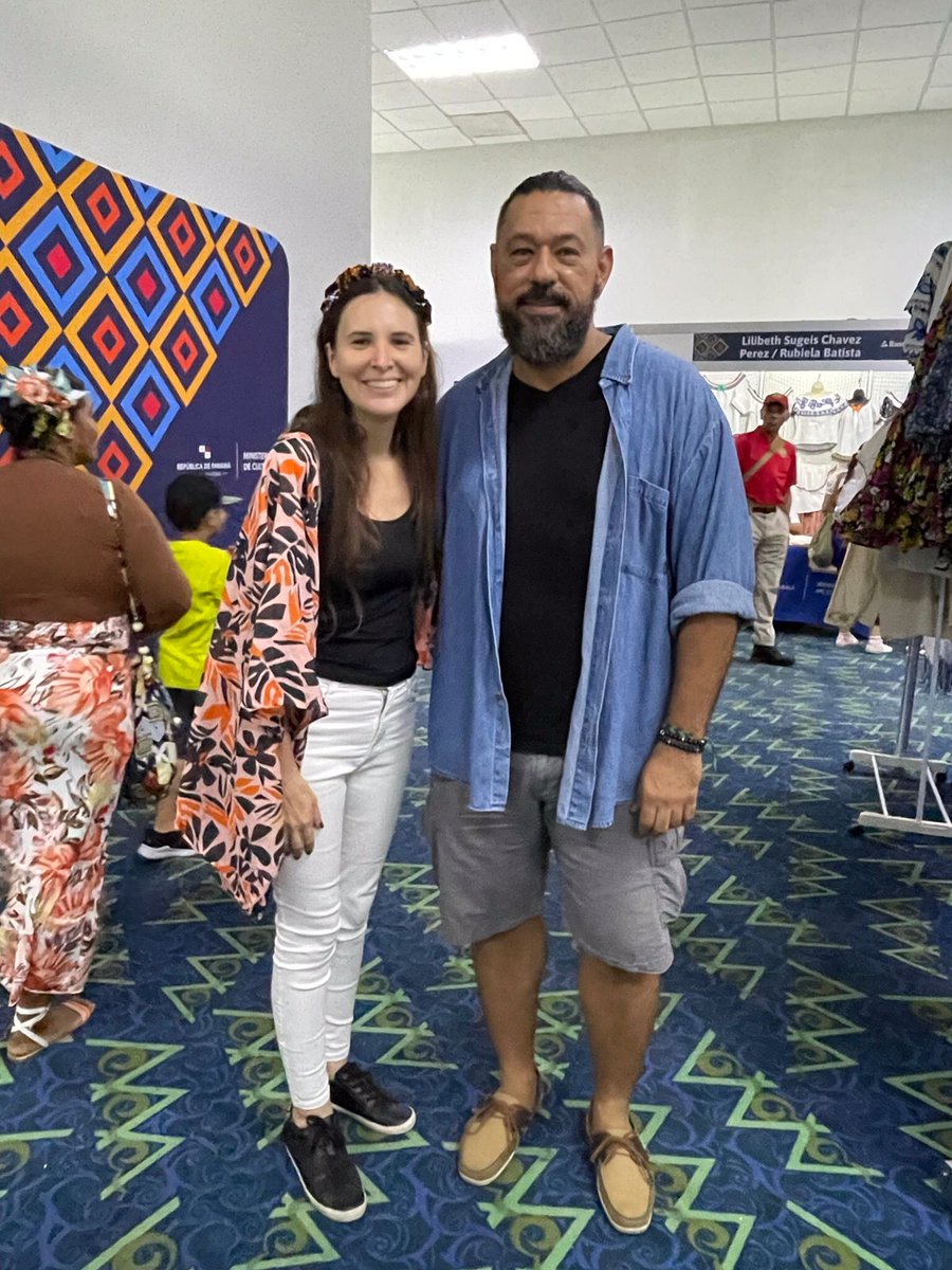 Hoy conoci a <a href="/jaimenewball/">Jaime Newball</a> y pronto ire a ver Sound of Freedom, una película que expone el trafico de niños.