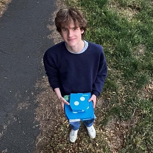 seagolll's tweet photo. @AcePlumberMan i was the first person to ever stream
https://t.co/TvfsOysPxO https://t.co/lflnisefNe