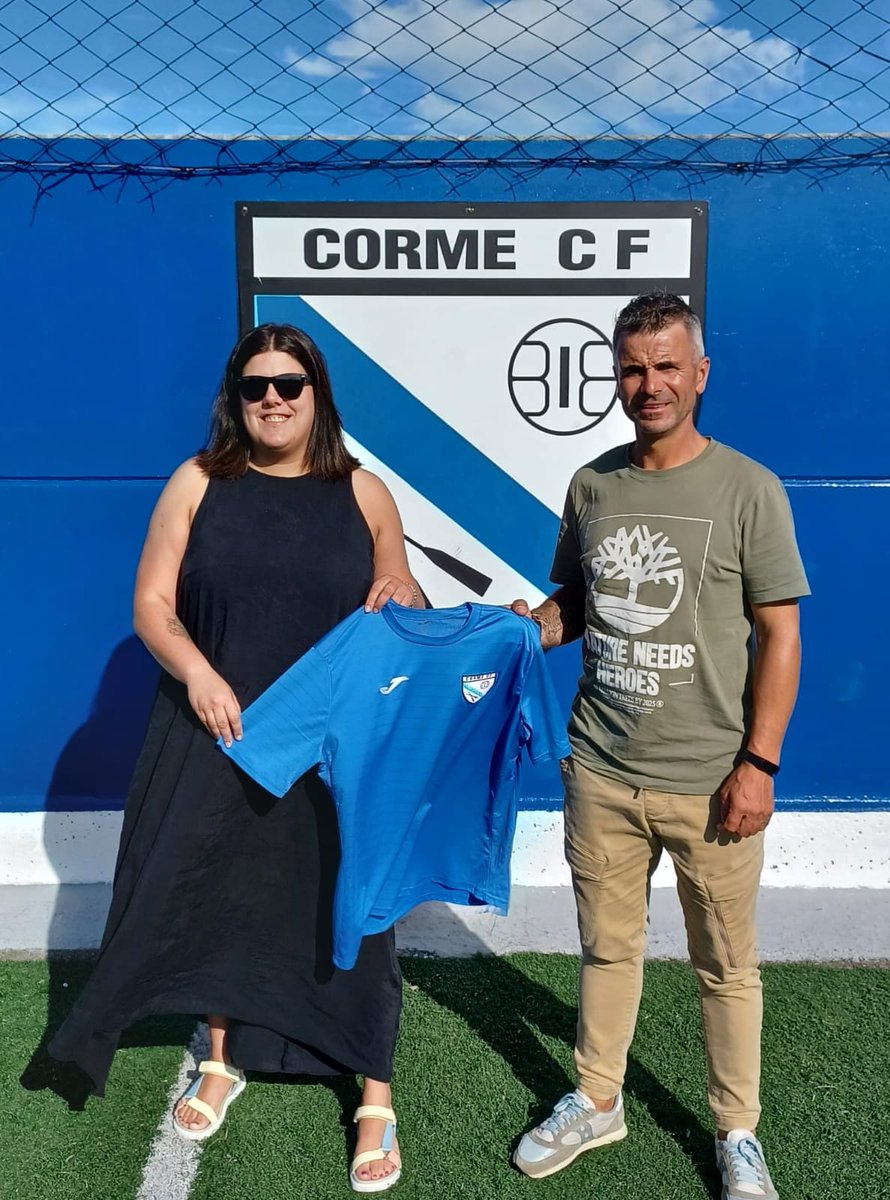 Bisbarraenxogo's tweet photo. O carballés Adrián Lema será o encargado de dirixir ao #CormeCF nesta tempda 2023/24.
📷 #CormeCF
#futbol #corme #ocairo #deportegalego https://t.co/VxMRTXjMyr