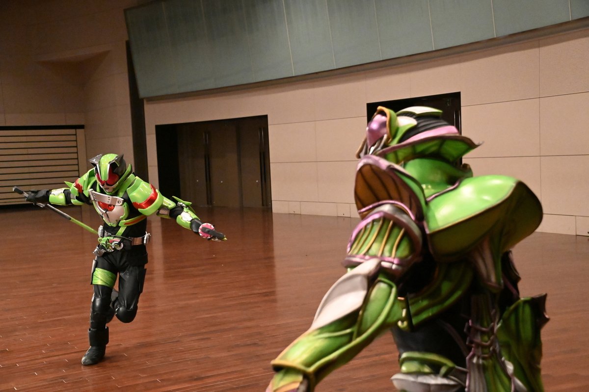 krGEATS_toei's tweet photo. コンぼい！
46話「創世Ⅷ：さよなら、ミッチー」ご視聴ありがとコン🦊

次回、タヌキとカエルが最初で最後の戦い！

景和がホンモノになる時！
一般人が仮面ライダーになる時！
見逃し厳禁コン🦊

47話「創世Ⅸ：ホンモノの仮面ライダー」もお楽しみに��

#仮面ライダーギーツ
https://t.co/s7oIerwu5z https://t.co/MxBrad3m1V
