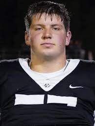 BrandonOSports's tweet photo. 16th annual East Texas High School Football Preseason Dream Team OL:  
@CaseyPoe2024 of @Lindale_FB 
@drummond_dyllan of @ChapelHillFB 
@BraydonNelson1 of @kilgore_fb 
@C_Hack2024 of @PGHawkFootball 
@LucasCano75 of @GilmerBuckeyeFB 

See rest of the team: https://t.co/MABFYFaCvW https://t.co/cr5MhuiSOs
