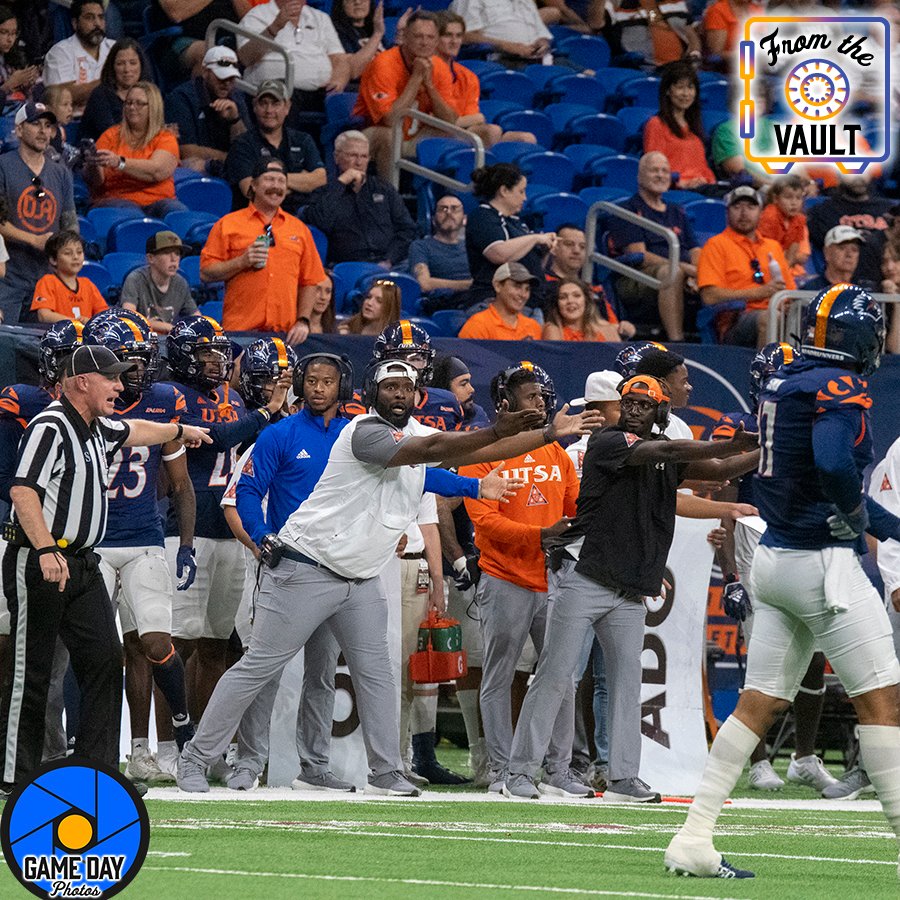 DJGameDayPhotos's tweet photo. Here are more 'From the Vault.' Don't forget to visit our Smug Mug page for full albums.
#ncaawsoc #ncaafb #d1fb #collegefb #ncaawbb #ncaasb #softball #ncaabsb #collegebaseball #txhsbsb #hsbsb https://t.co/Ma44CoFfNf