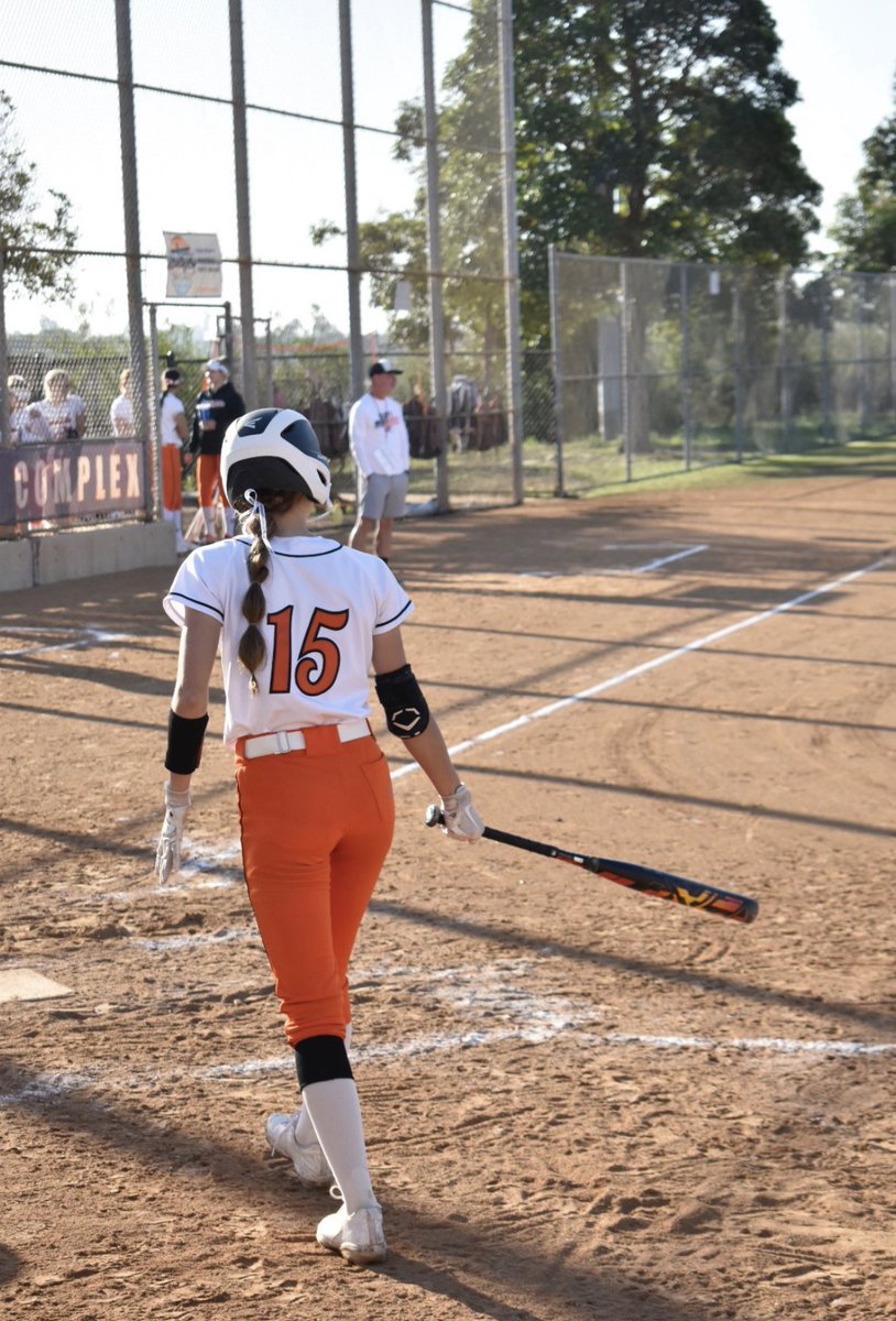kallymeredith's tweet photo. I will forever cherish my time as a bandit...thank you travel ballπ§‘#2ndinthenation https://t.co/Ji8G0otqu7