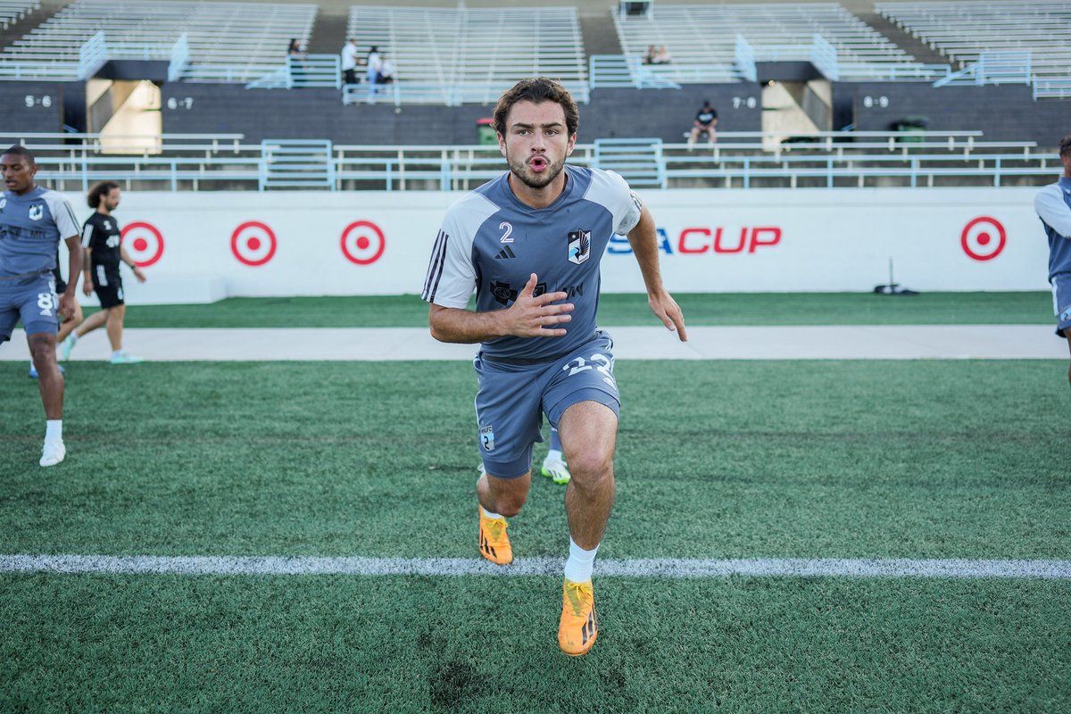 mnufc2's tweet photo. Shake, Rattle and Roll. Let's go.

#MINvSJII | #MNUFC2 https://t.co/065qdnjHxy