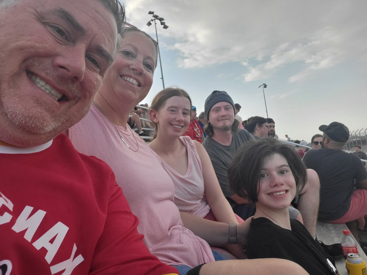 Matt Lowe tweet media