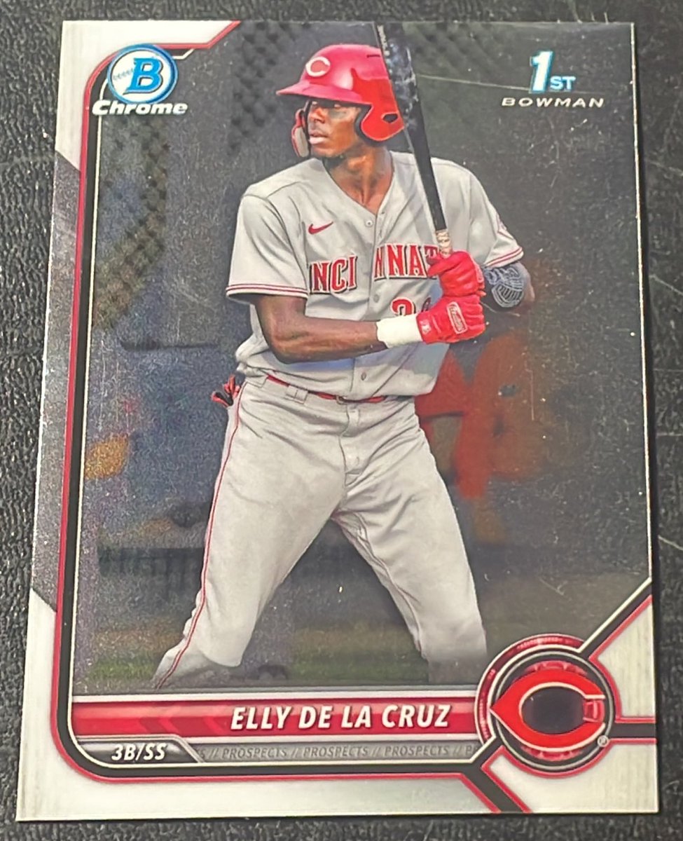 Lynchcardsales's tweet image. Giveaway! Elly de la Cruz First Chrome. To enter just retweet this tweet and follow me. I will pick a winner tommorow night. Good luck everyone!