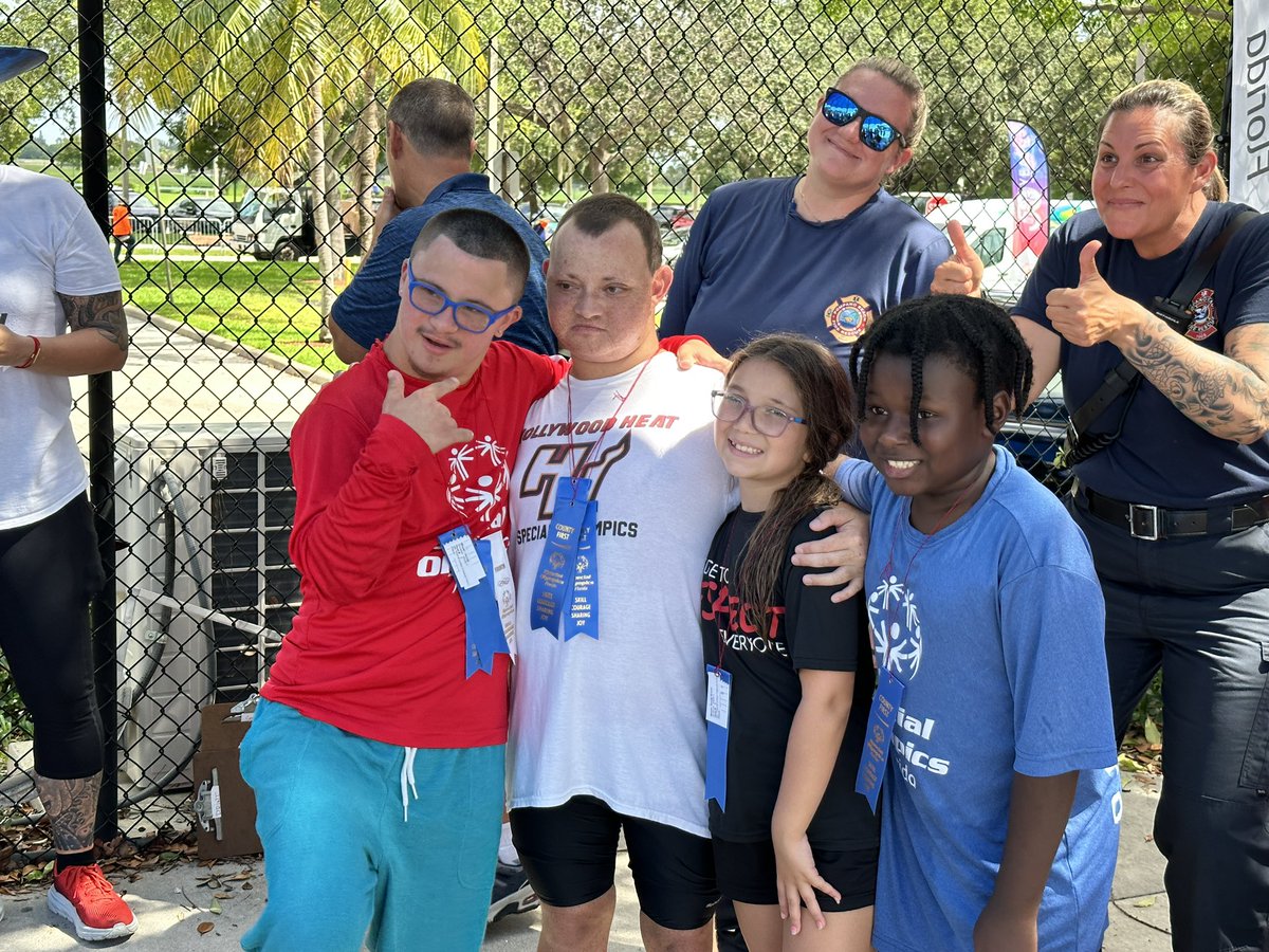 _MsValliere's tweet photo. Proud coach brag!! ♥️🔥 
This morning we had 5 athletes and 2 unified partners compete at the @SOFL_SoFla 2023 Broward County Swim Competition. 
Our team swam their way to seven 1st place and two 4th place ribbons in individual events and 1st place in the Unified 4x25 Relay. https://t.co/GwIeq49iUj