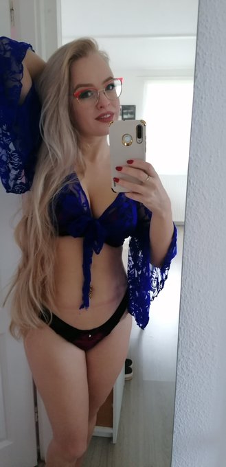 I was wondering if you are alone right now?😈 https://t.co/ISAuTwNp5a