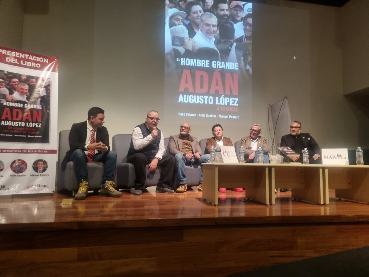 CarolBArriaga's tweet photo. Estamos en la presentación del libro 
El hombre grande: ADÁN AUGUSTO LÓPEZ de Salazar, Ibrahim y Pedrero. Una obra para conocer el contexto en que se form @adan_augusto y sus aportaciones a #morena. 
Presentan periodistas de lujo @sincensurapais @SinLinea_Mx @noticieroredes https://t.co/qDeUIRIBkW