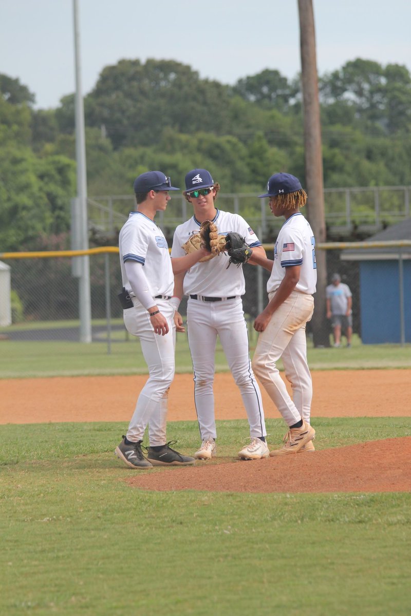 Walker Van Meter finished up his last high school season of summer ball by not only playing with SA but also playing in a tournament team of the SBG Sox.  He had an amazing summer!!