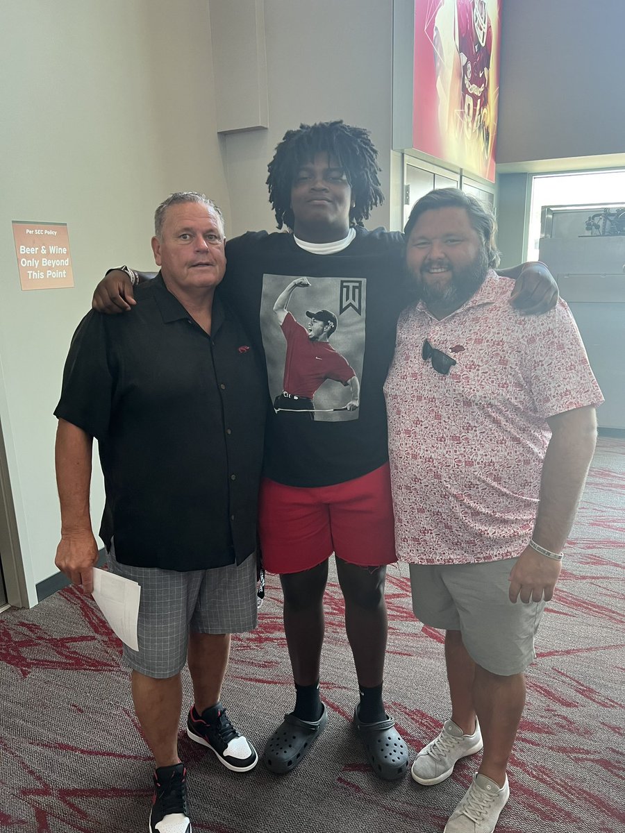 (4βοΈ OT) Devin Harper. (Class of 25) (@devinharper2025) on Twitter photo Thank You <a href="/RazorbackFB/">Arkansas Razorback Football</a> For The Amazing Visit, Great Environment with Great People. #WooPigSooie <a href="/CoachCKennedy/">Cody Kennedy</a> <a href="/CoachSamPittman/">Coach Sam Pittman</a> <a href="/CoachKirby25/">KIRBY</a> @CoachRiveraCSHS <a href="/RazorbackFB/">Arkansas Razorback Football</a> (Got the pic with my guys! π) Thank You <a href="/RazorbackFB/">Arkansas Razorback Football</a> For The Amazing Visit, Great Environment with Great People. #WooPigSooie <a href="/CoachCKennedy/">Cody Kennedy</a> <a href="/CoachSamPittman/">Coach Sam Pittman</a> <a href="/CoachKirby25/">KIRBY</a> @CoachRiveraCSHS <a href="/RazorbackFB/">Arkansas Razorback Football</a> (Got the pic with my guys! π)