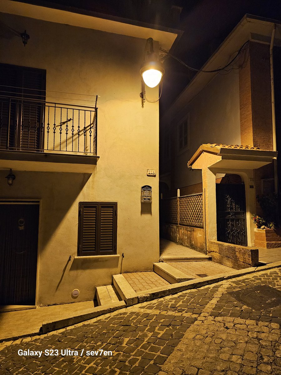 fabrizio_degni's tweet photo. I had a night shooting session 🌃 after weeks... only soon the first comparative shots but in the meanwhile spot on the #SamsungS23Ultra with the latest firmware update.
My feedback? 🤔You have to see the what the #X90ProPlus did before 😉
#samsung #ShotOnSnapdragon #pics #photos https://t.co/BOjZchI0o9