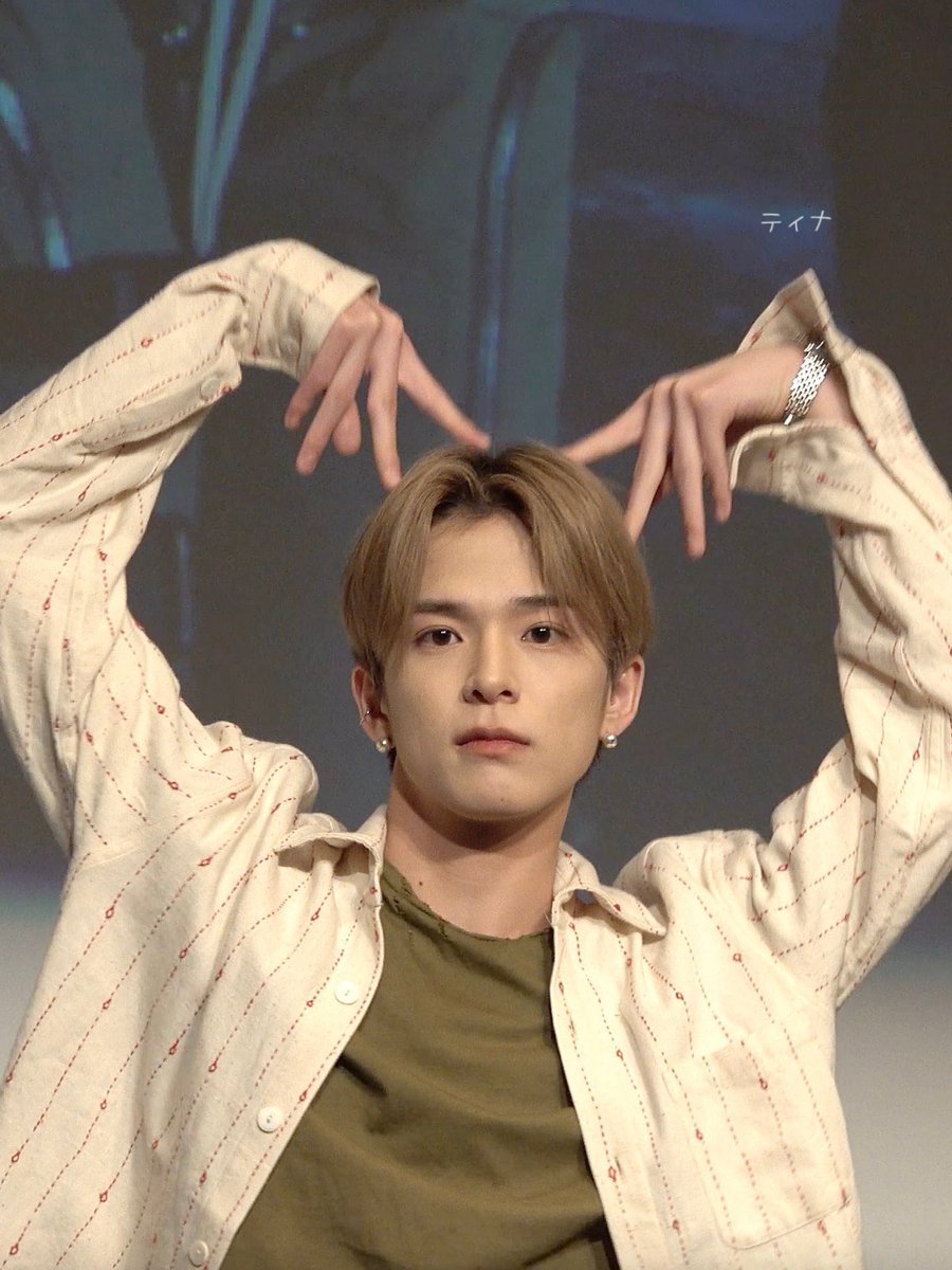 BeastCrypto_678's tweet photo. かわいい

#ASAHI #아사히 #TREASURE #트레저 https://t.co/FZYJyujjqU
