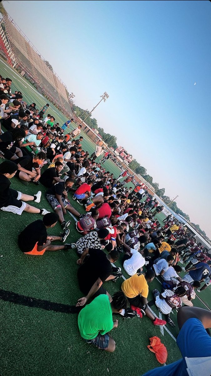 CoachMike2Will's tweet photo. Welp, I guess I can say 2nd Annual @PBZebrasFB youth camp was a success. #RecruitTheZs @ArRecruitingGuy @RRainwater1037 @HootensARFBall #305Strong K-6 @ArkActAssn @ArMCAssoc @MaxPreps @_UnderTheRadar_ https://t.co/rz3aQAY7EN