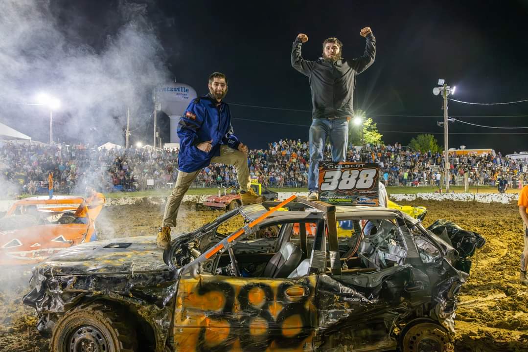 northpointdad's tweet photo. Demolition derby #stcharlescountyfair https://t.co/iq7XretqX8