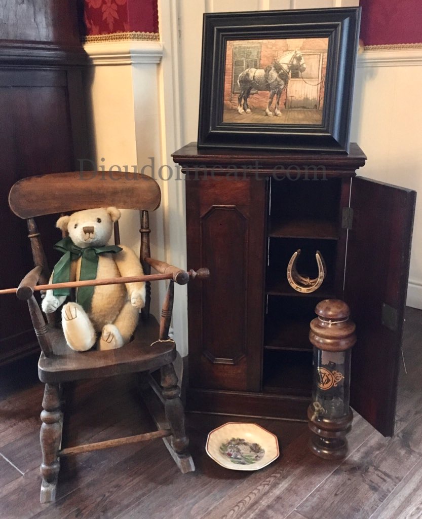 maviedanslart's tweet photo. Good morning #UKGiftAM
Looking for a unique gift idea or special memento?
I have a range of antique, vintage items to browse.
See them at,
https://t.co/2hHxQyYO16
#UKGiftHour #UKWeekendeHour #SundayFringe #SmartSocial #GiftIdeas #Reuse #Vintage #Antiques https://t.co/ZfzJO6SWQE