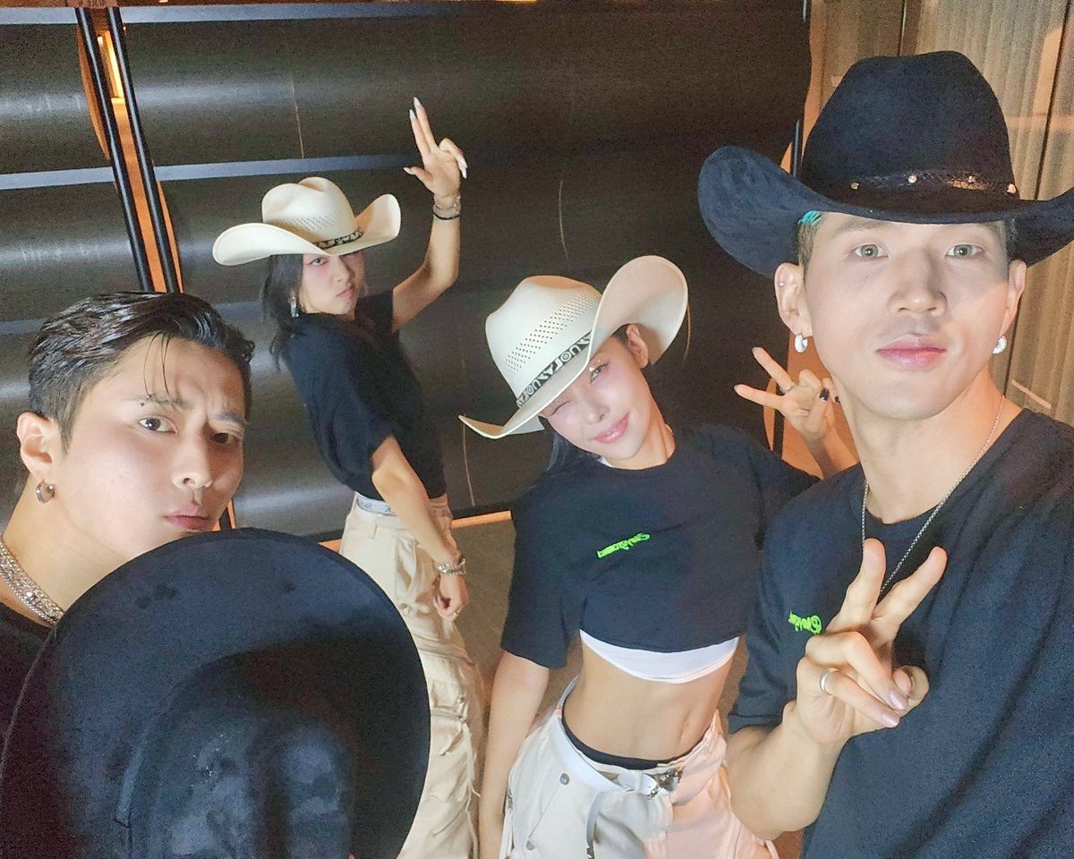 KARD_Official's tweet photo. [#KARD] 
2023.07.29
2023 KARD WORLD TOUR 〈PLAYGROUND〉 in Dallas

#KARD #카드
#KARDTOUR #2023KARDTOUR_PLAYGROUND
#PLAYGROUND_KARD https://t.co/8I9h4TgjaN