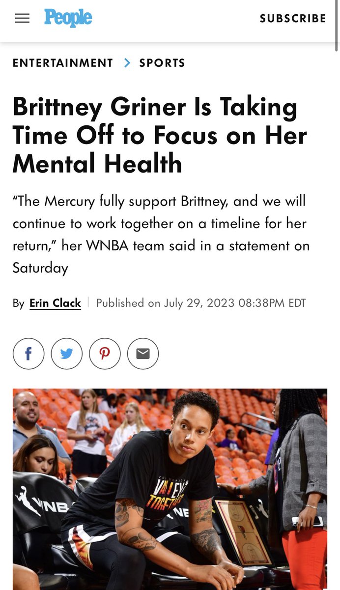 alexstein99's tweet photo. I think I broke Brittney Griner 😔

@WNBA @brittneygriner https://t.co/wLcrUhF1Qw