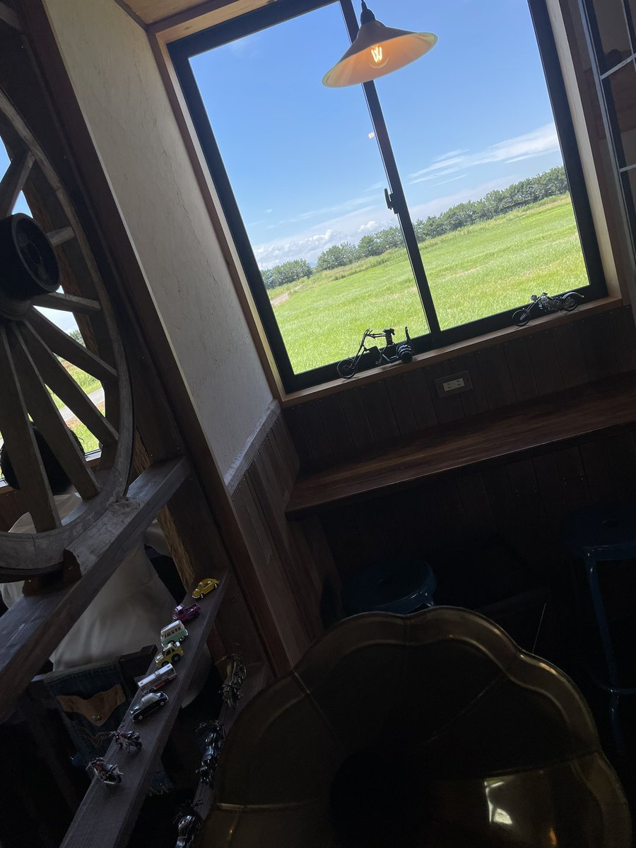 deego05's tweet photo. 元愛機の友と時間がゆっくり流れるカフェへ。
「だだいま〜」って言いたくなるとこだった。

#BOB CAFE https://t.co/cvLZWrTuHk