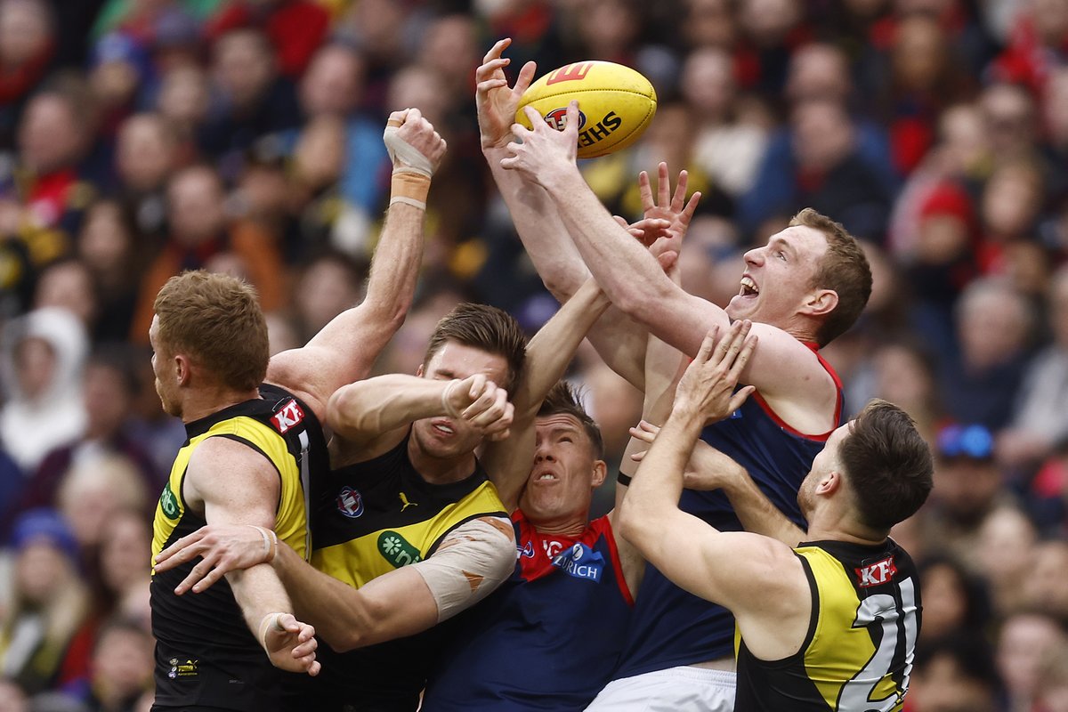 AFL tweet media