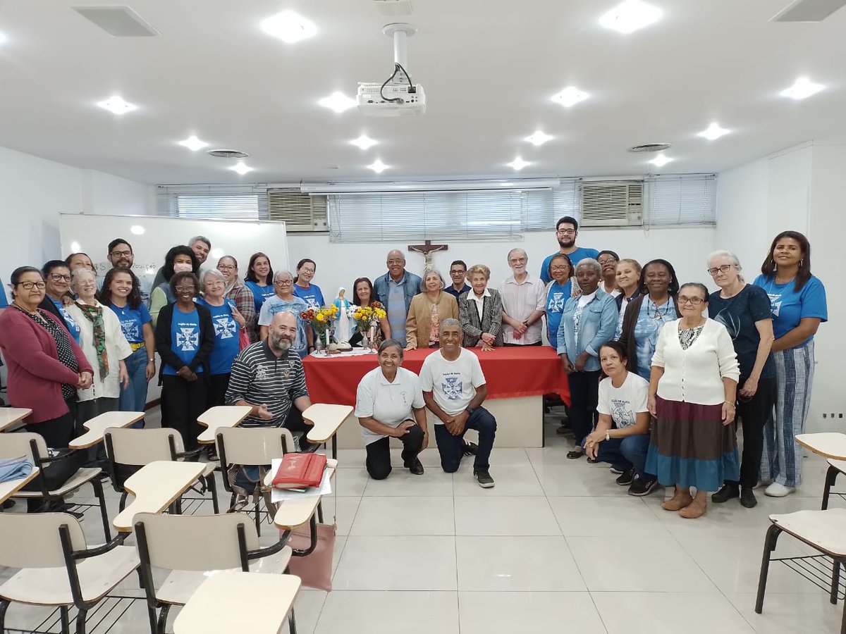 SenatusAssumpta's tweet photo. Manhã de formação do Senatus Assumpta do Rio de Janeiro. https://t.co/8axeuaGi7j