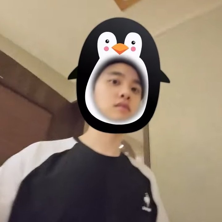DODBBONG's tweet photo. 도경수 펭귀니야 https://t.co/mZT6Ojv43G