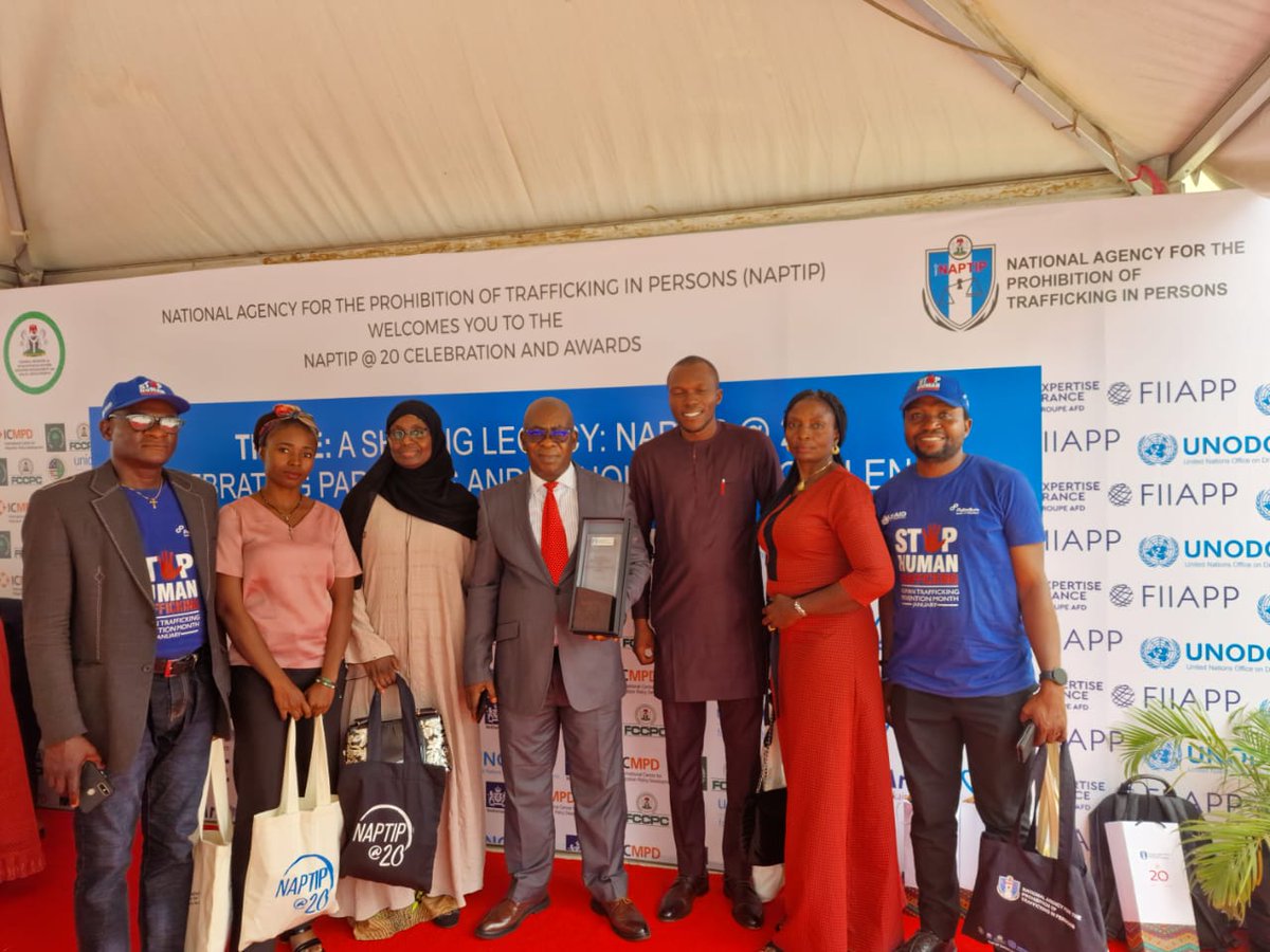 AjogiAduojo's tweet photo. Our CTIP efforts has been recognized with a well deserved award from the Federal Government anti - trafficking agency- NAPTIP. Celebrating NAPTIP @20
@AbujaJdpc
@nigeriascale
@abigailogbonna
#SayNoToHumanTrafficking
#FUNDNAPTIP
#ConfiscateTraffickingProceeds https://t.co/N3uZl1nVuz
