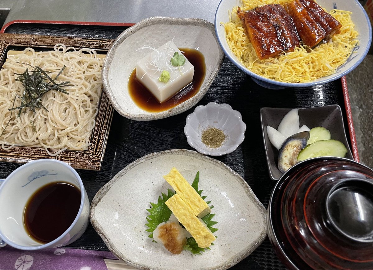 KiyoshiSoba's tweet photo. おはようございます。
本日は「土用の丑の日」ですね！

本日、数量限定で
「小鰻丼とそば御膳」1800円
を提供いたします。

近くにお立ち寄りの際は
是非、ご賞味ください！ https://t.co/tmHJSz8mgd