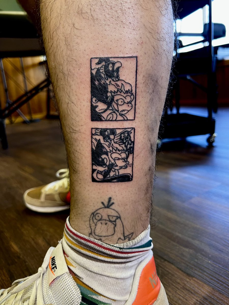 ginaleekimchii's tweet photo. I got to tattoo Pokémon manga panels today. This was so much fun, thank you for the trust 🖤 https://t.co/dWZbgs6Qxl