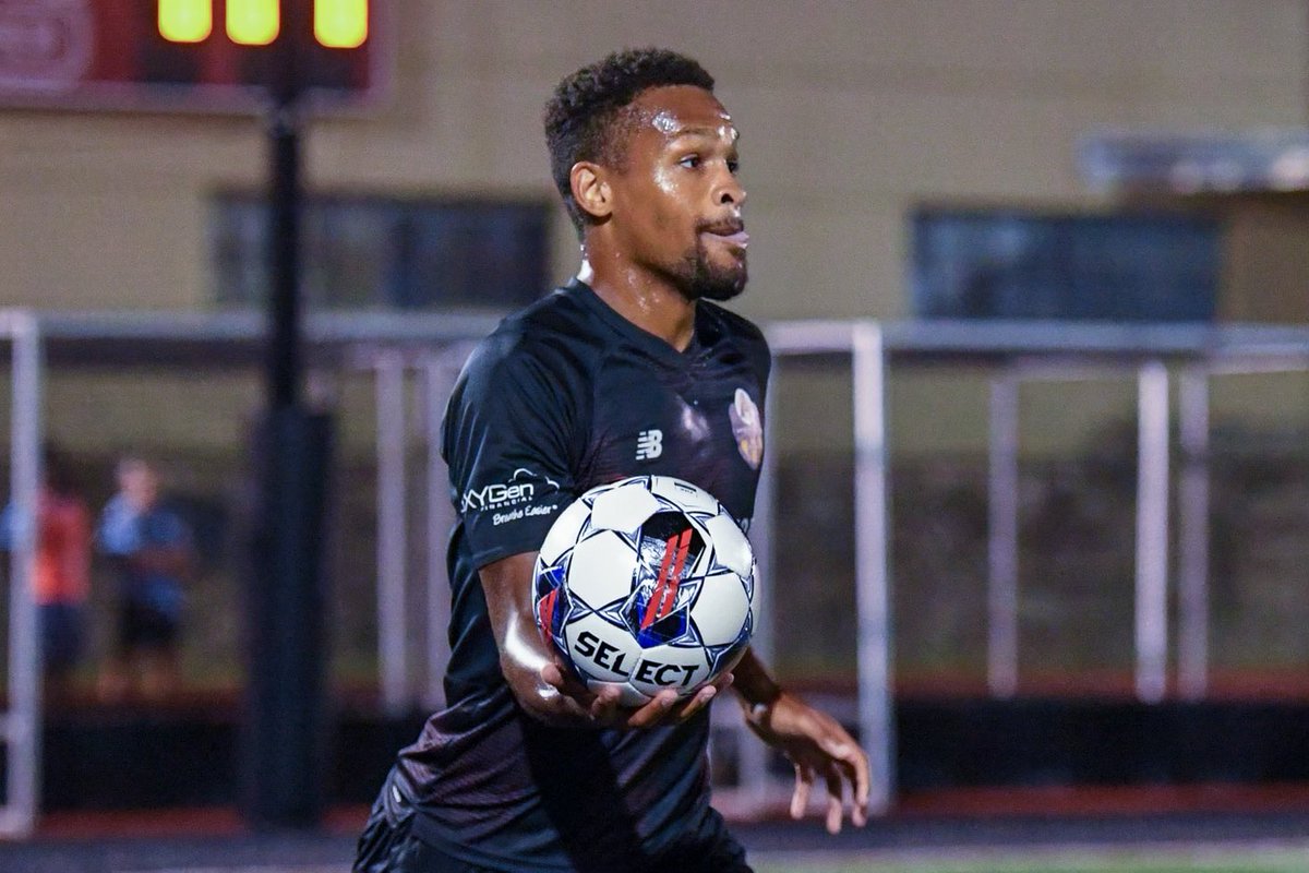 Late second half action from <a href="/carlgulbishpho1/">Carl Gulbish</a> 

#NPSL #NPSL20