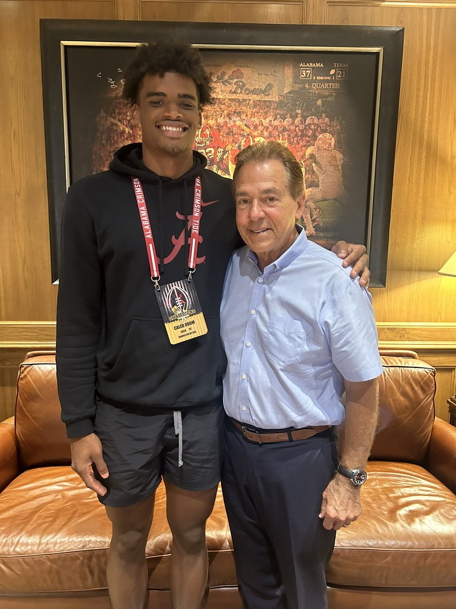 calebodomm's tweet photo. Roll Tide 🐘🐘 https://t.co/mmlvVgfqXQ