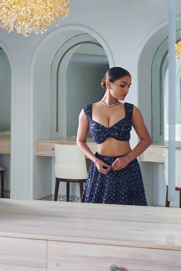 F2QE2cObsAASkRz?format=webp&name=900x900