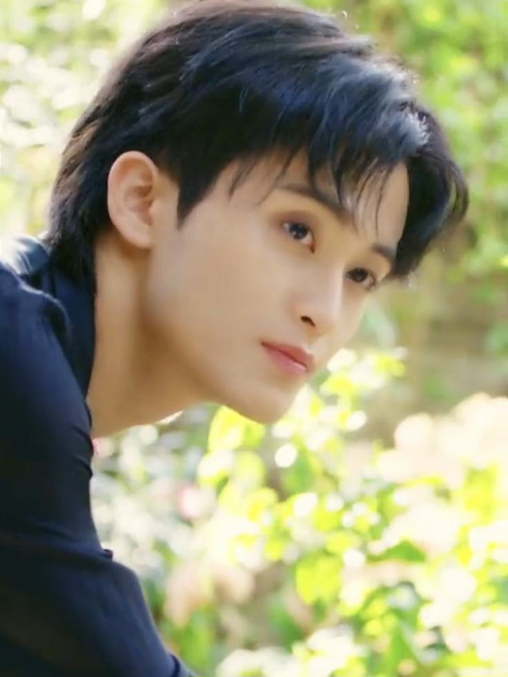 chhhn66's tweet photo. Markhyuck short au

— Teman Adek

Cw// bxb, harshwords, age gap / mk!older. https://t.co/PugmOzFIcu