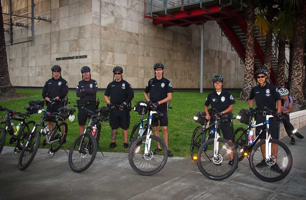 @LACriticalMass @LAPDWilshire @LAPDHollywood I recall another cycling event where officers volunteered to monitor rides. Or Tom LaBonge and his summer evening rides he got lapd on board to escort the rides. Critical Mass rides it would be great. I forget which divisions have cycling officers. Think Olympic
