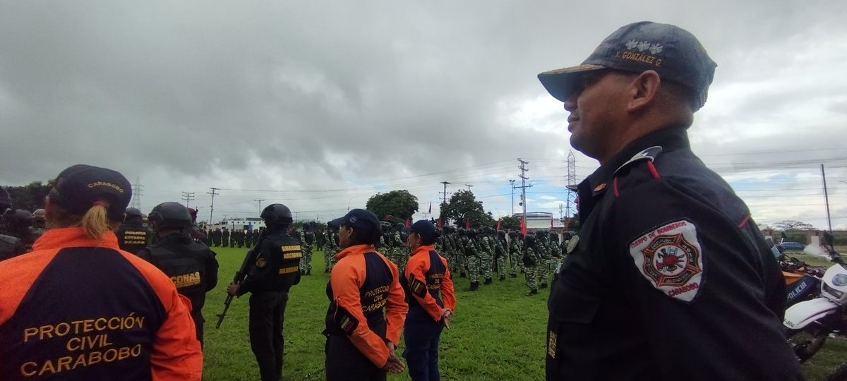 El <a href="/SistemaCarabobo/">Sistema Integrado</a> participo en  Transmisión de Mando de las ZODI Carabobo, Aragua y Yaracuy, presidida por el Cddno MG <a href="/RomeroBolivarVz/">Romero Bolívar Orlando</a>, Cmdte de la <a href="/REDICentral_/">REDI Central</a> con la finalidad de hacer entrega del estandarte  #SomosLosDeChávezYNicolás